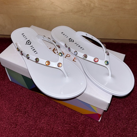 Katy Perry Sandals - Picture 1 of 7